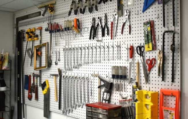 Benefits of Steel Shelf Racks for Storing Tools and Equipment