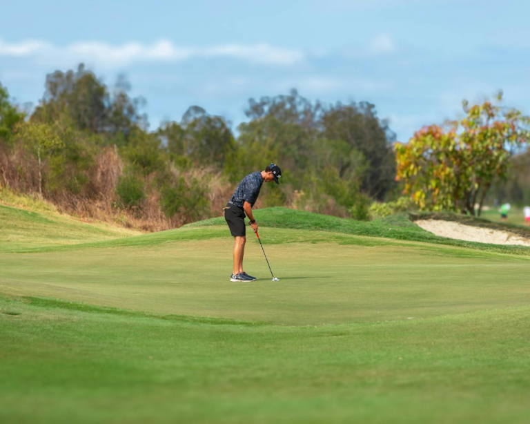 Useful Strategies for Playing on Challenging Golf Courses