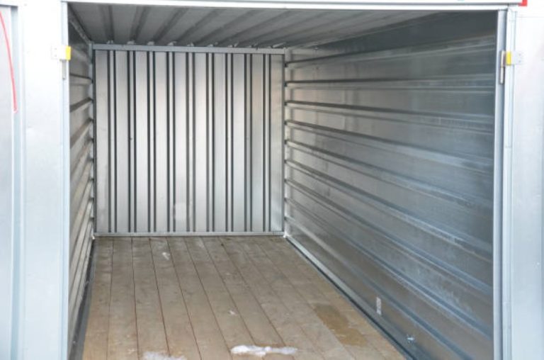 Applications of Container Rentals Across Industries