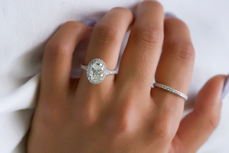 How are Rare Carat’s Hidden Halo Engagement Rings Different?