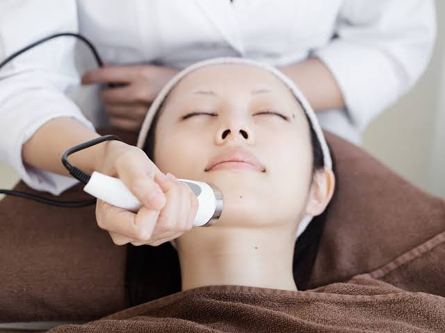 How RF Skin Tightening Can Complement Your Wellness and Weight Loss Journey